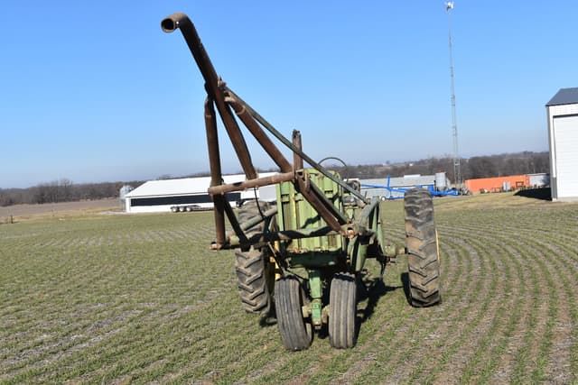 Image of John Deere 60 equipment image 4
