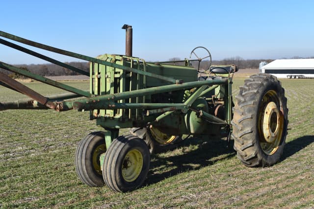 Image of John Deere 60 equipment image 3
