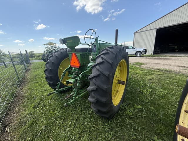 Image of John Deere 70 equipment image 4
