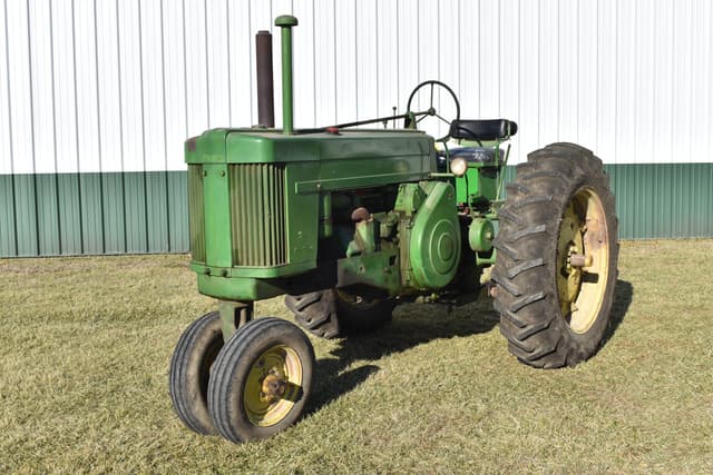 Image of John Deere 70 equipment image 3