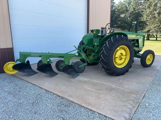 Image of John Deere 70 equipment image 2