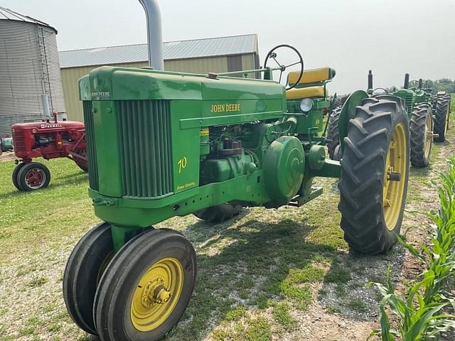 Image of John Deere 70 equipment image 2