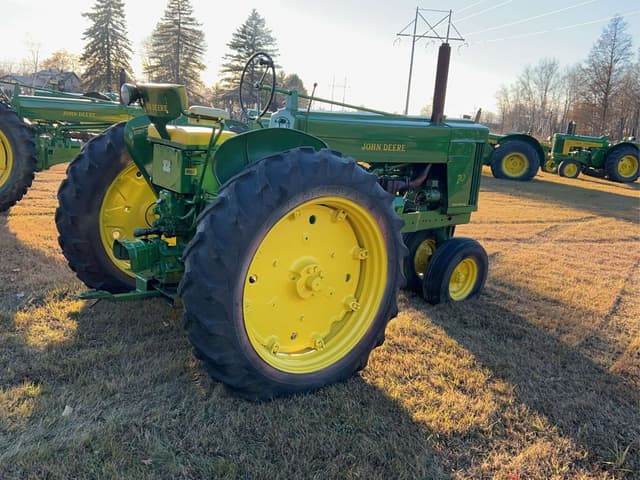 Image of John Deere 70 equipment image 2