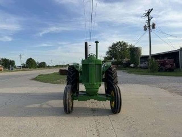 Image of John Deere 70 equipment image 2