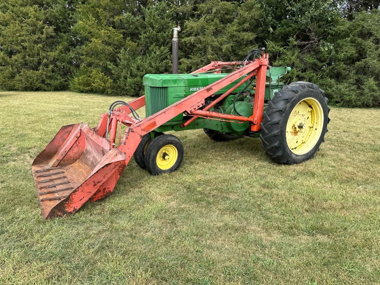Main image John Deere 70