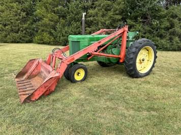 Main image John Deere 70