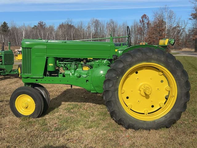 Image of John Deere 60 equipment image 1