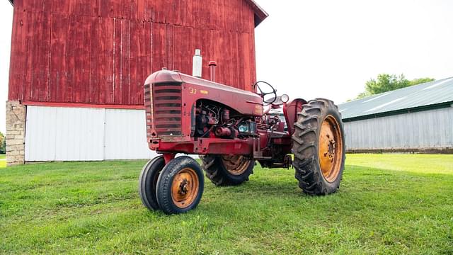 Image of Massey-Harris 33 equipment image 2