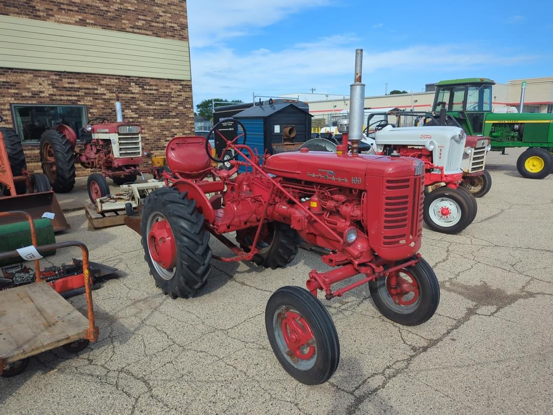 Image of Farmall 100 Primary image