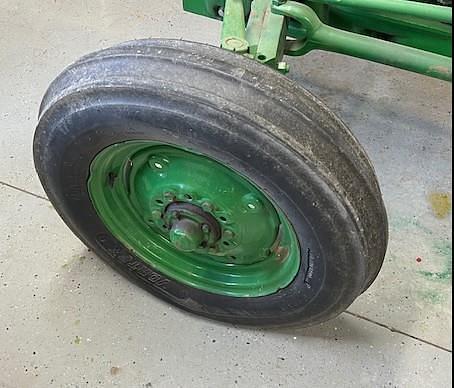 Image of Oliver Super 55 equipment image 4