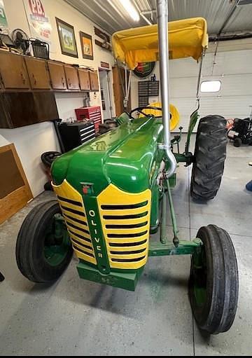 Image of Oliver Super 55 equipment image 1