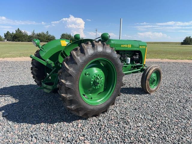 Image of Oliver Super 55 equipment image 2