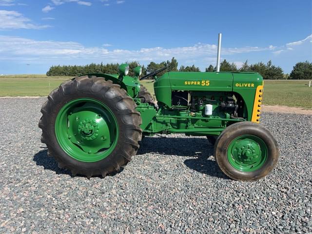 Image of Oliver Super 55 equipment image 1