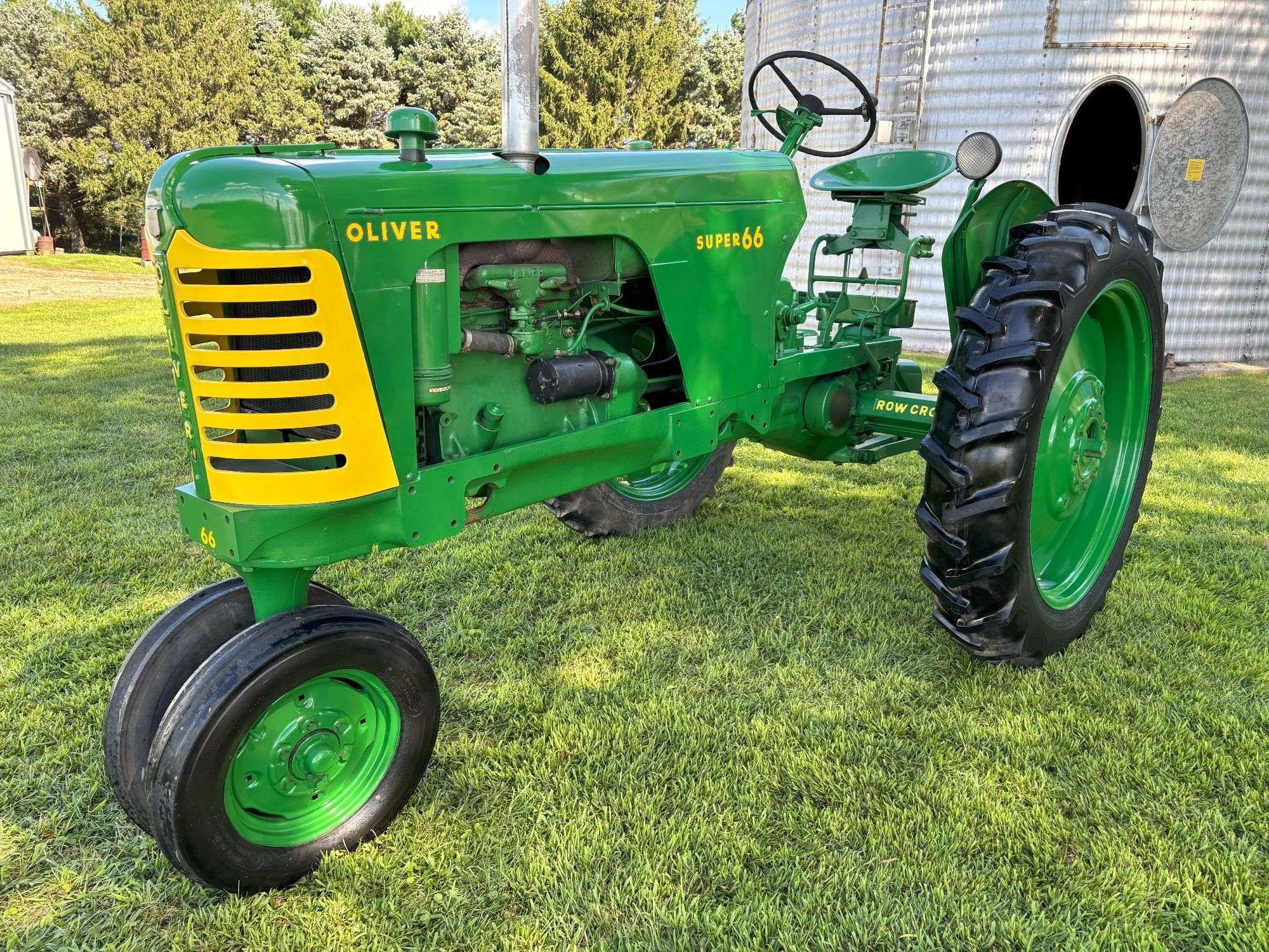 1955 Oliver Super 66 Equipment Image0