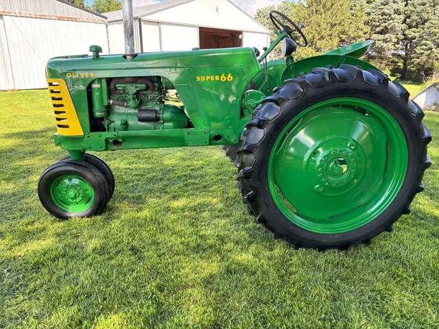 Image of Oliver Super 66 equipment image 1