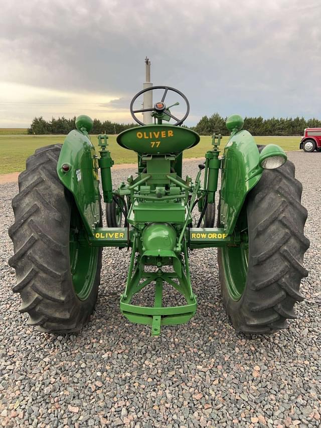 Image of Oliver Super 77 equipment image 3