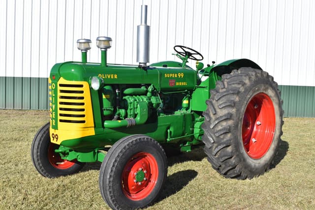 Image of Oliver Super 99 equipment image 2