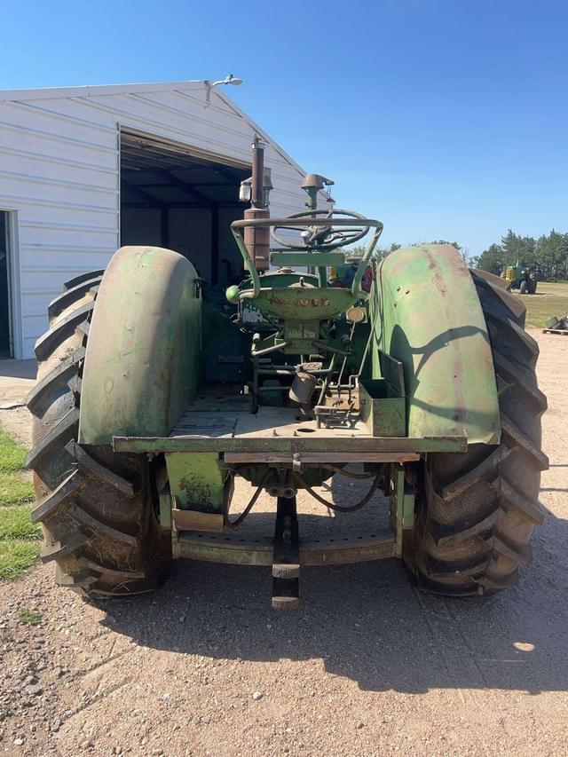 Image of Oliver Super 99 equipment image 3