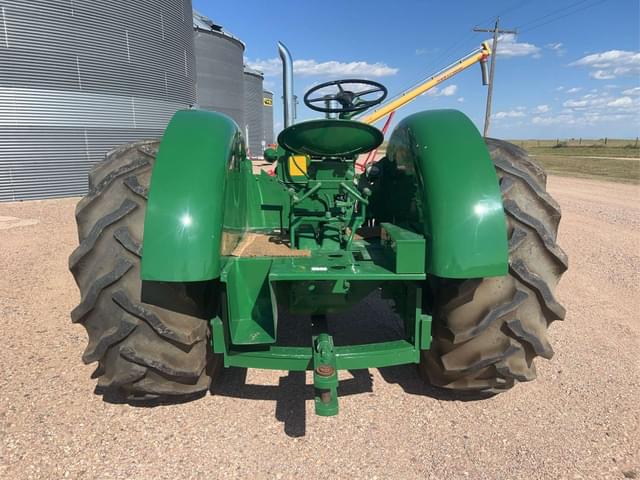 Image of Oliver Super 99 equipment image 3