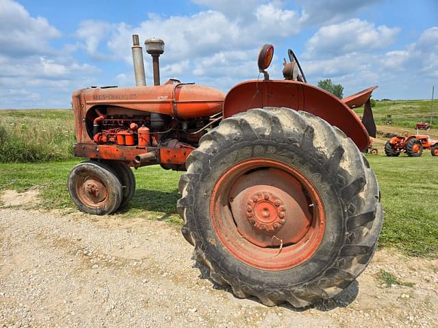 Image of Allis Chalmers WD45 equipment image 2