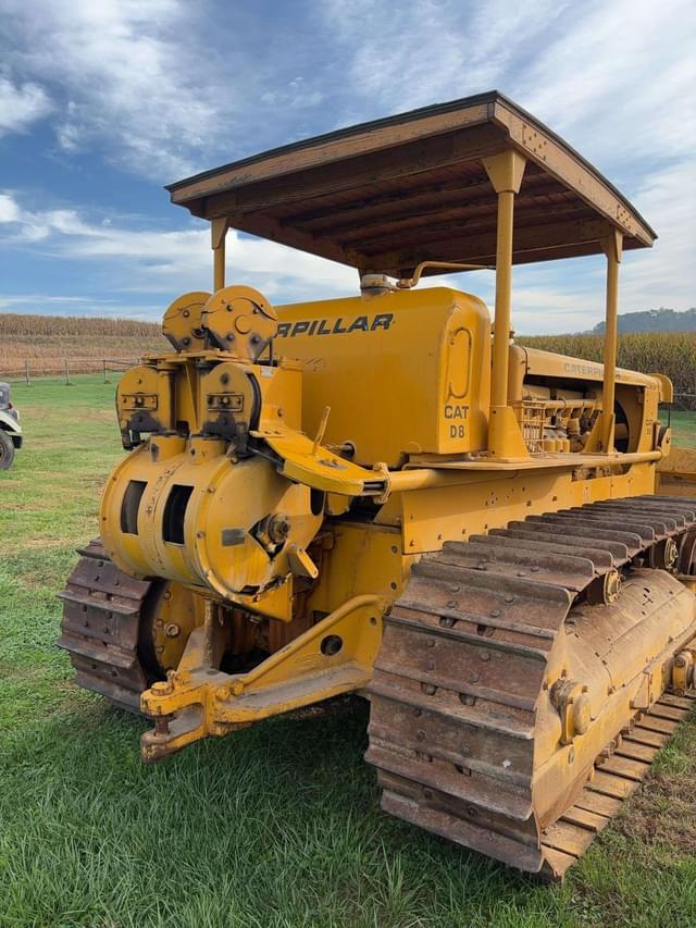 Image of Caterpillar D8 equipment image 4