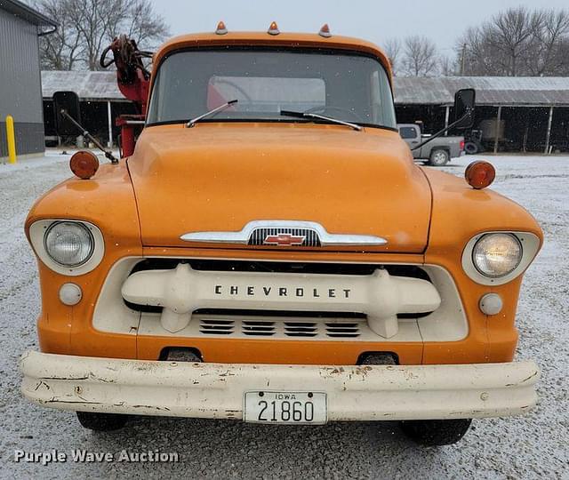 Image of Chevrolet 4400 equipment image 1