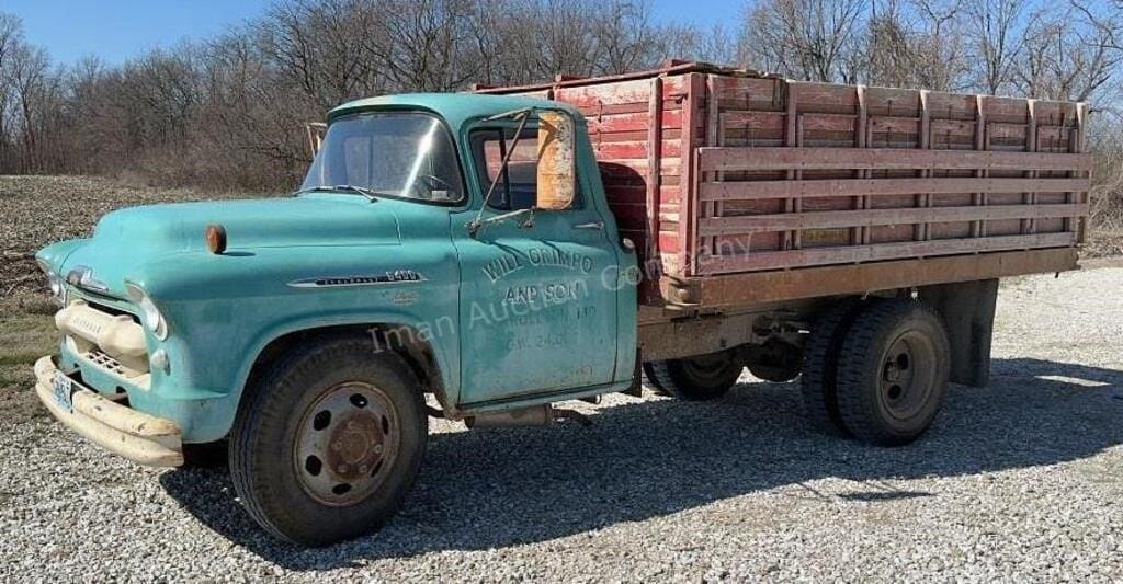 1956 Chevrolet 6400 Equipment Image0