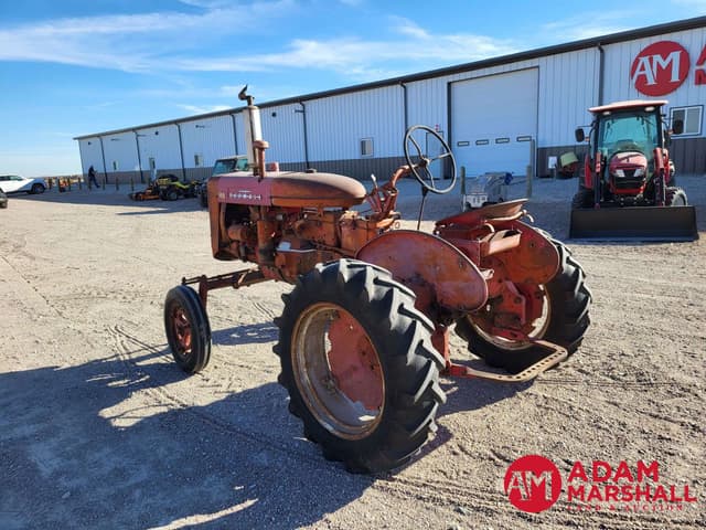 Image of Farmall 100 equipment image 3