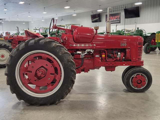 Image of Farmall 300 equipment image 3