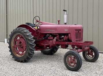 Main image Farmall 300