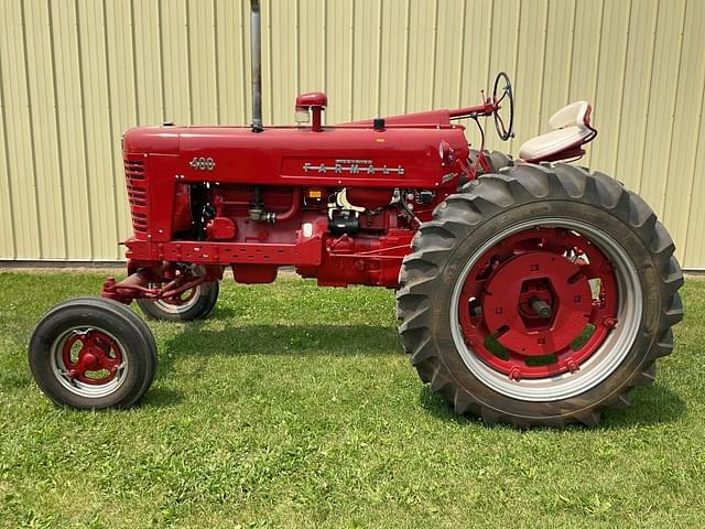 Image of Farmall 400 equipment image 1
