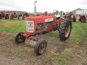 Main image Farmall 400