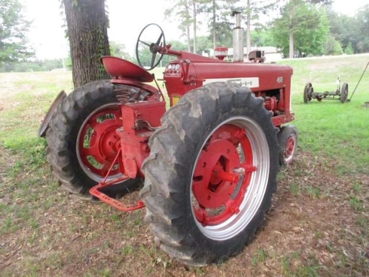 Main image Farmall 450 5
