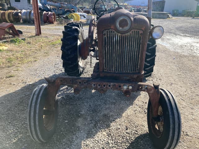 Image of Ford 541 equipment image 1