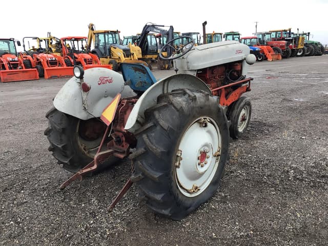 Image of Ford 960 equipment image 4