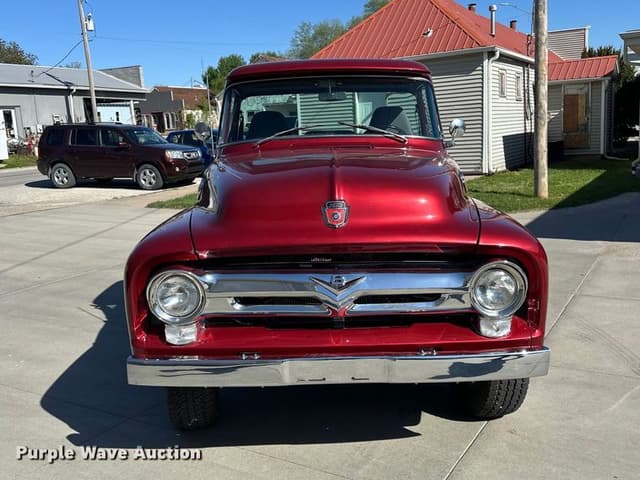 Image of Ford F-100 equipment image 1