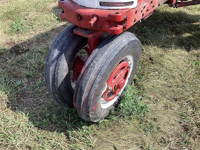 Image of International Harvester 350 equipment image 2