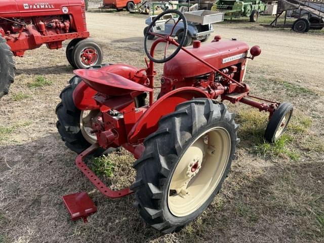 Image of International Harvester Cub Lo-Boy equipment image 3