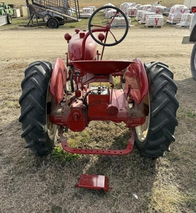 Image of International Harvester Cub Lo-Boy equipment image 2