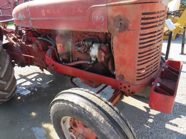 Image of Farmall W9 equipment image 4