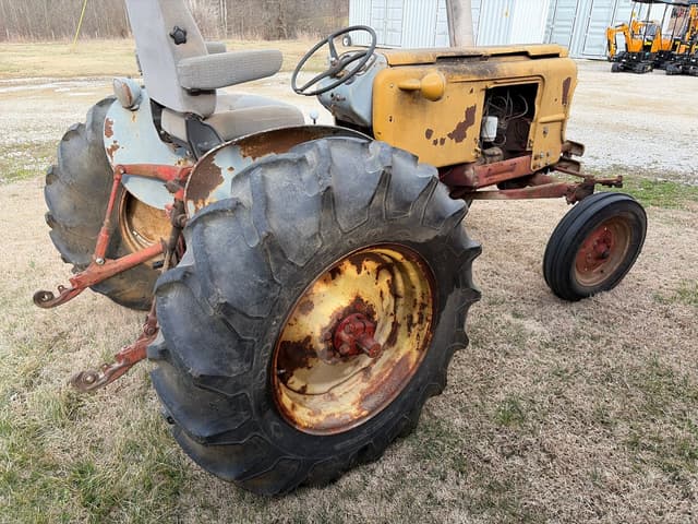 Image of J.I. Case 311 equipment image 3