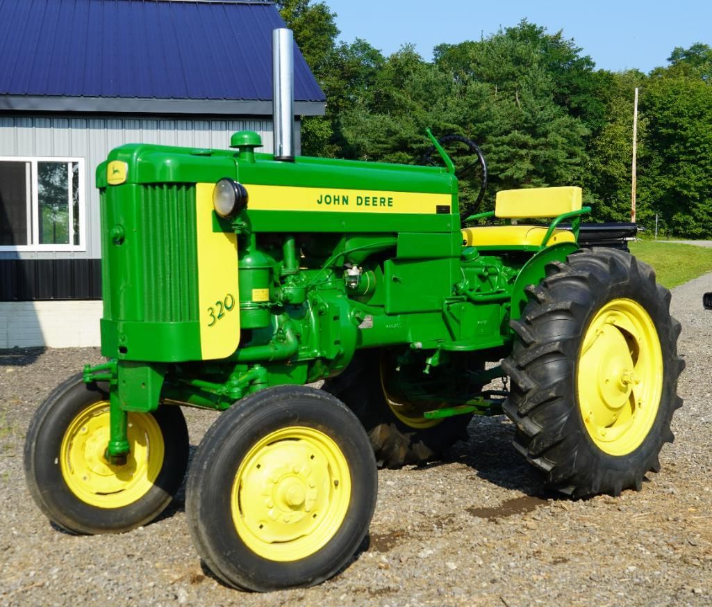 Main image John Deere 320