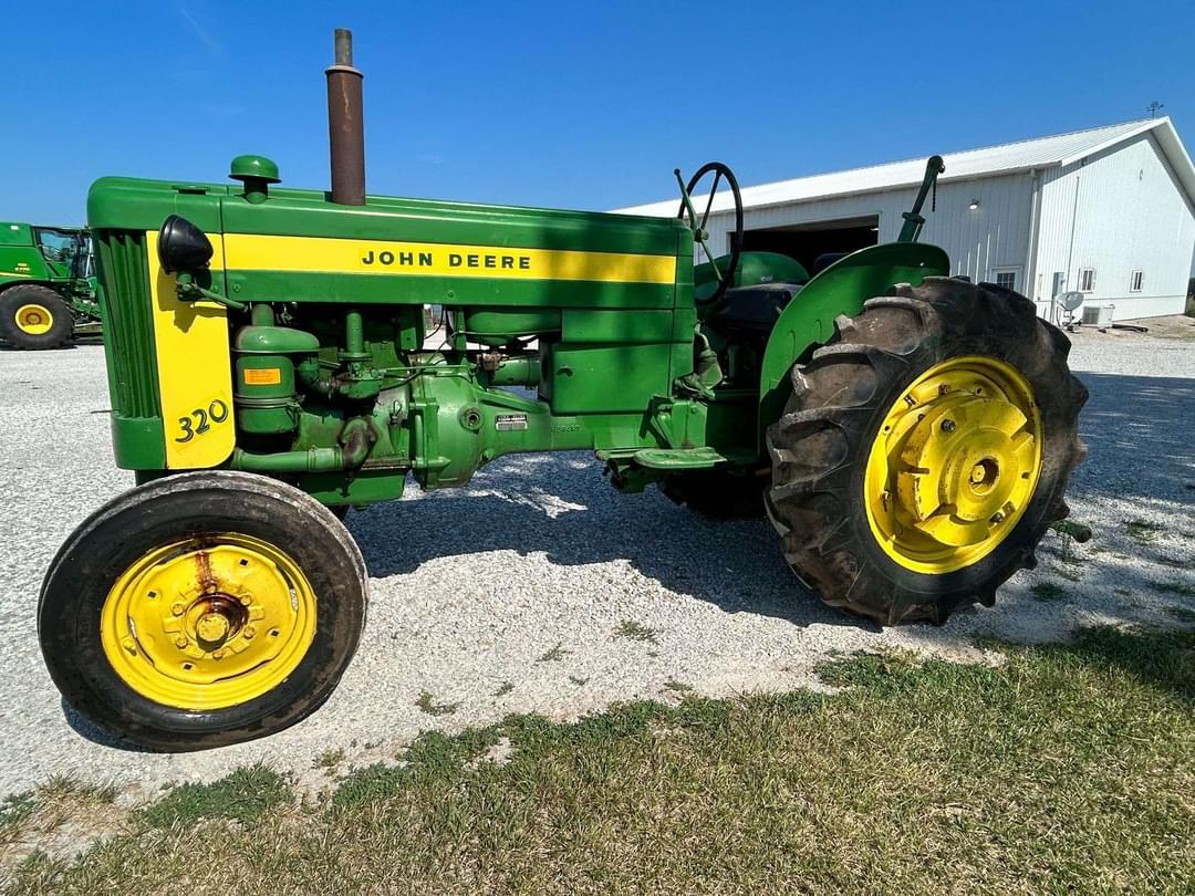 Image of John Deere 320 Primary image
