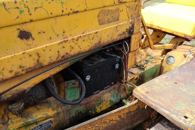 Image of John Deere 420 equipment image 4
