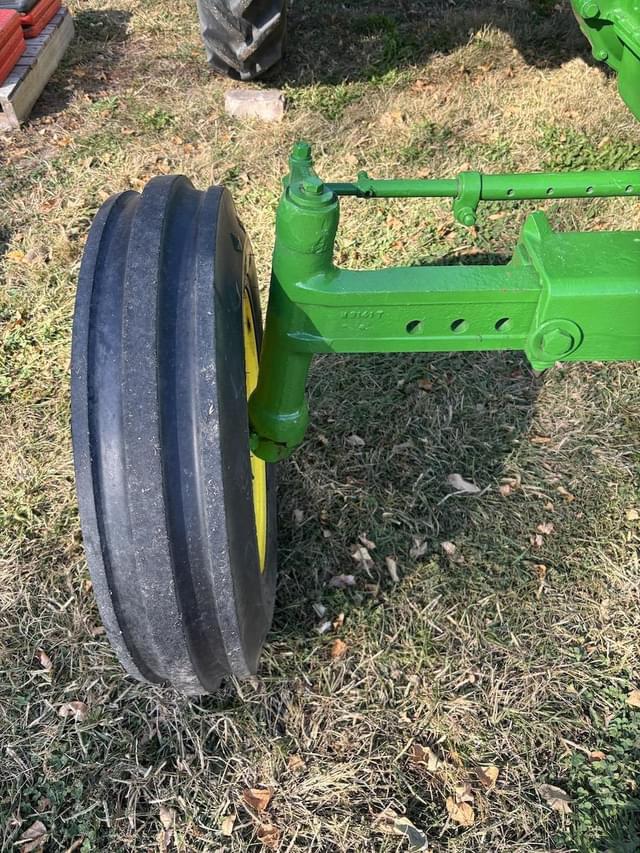 Image of John Deere 420 equipment image 4