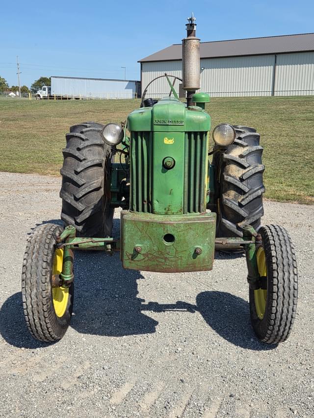 Image of John Deere 420 equipment image 1