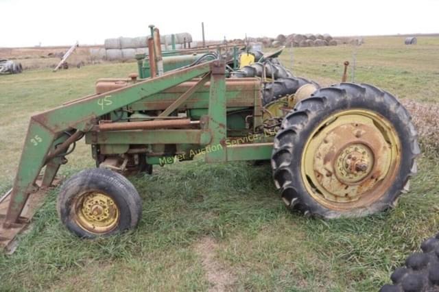 Image of John Deere 420 equipment image 4