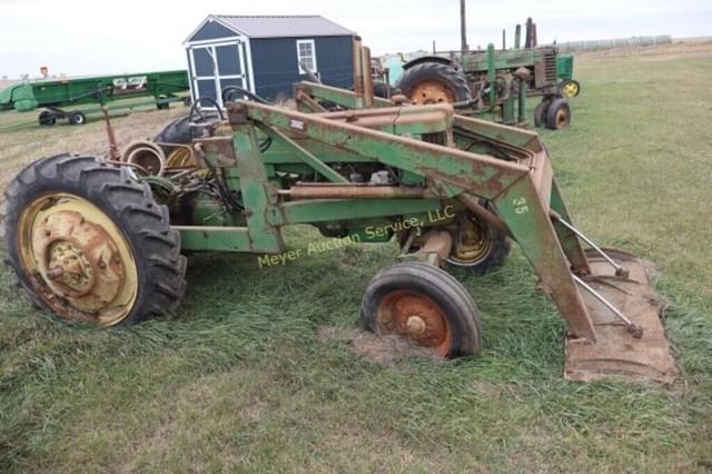 Image of John Deere 420 equipment image 2