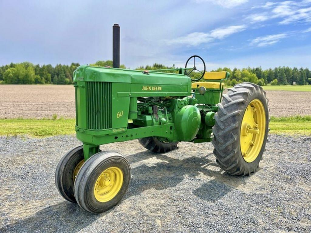 Image of John Deere 60 Primary image