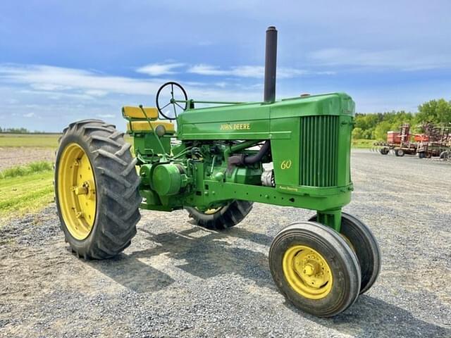 Image of John Deere 60 equipment image 1